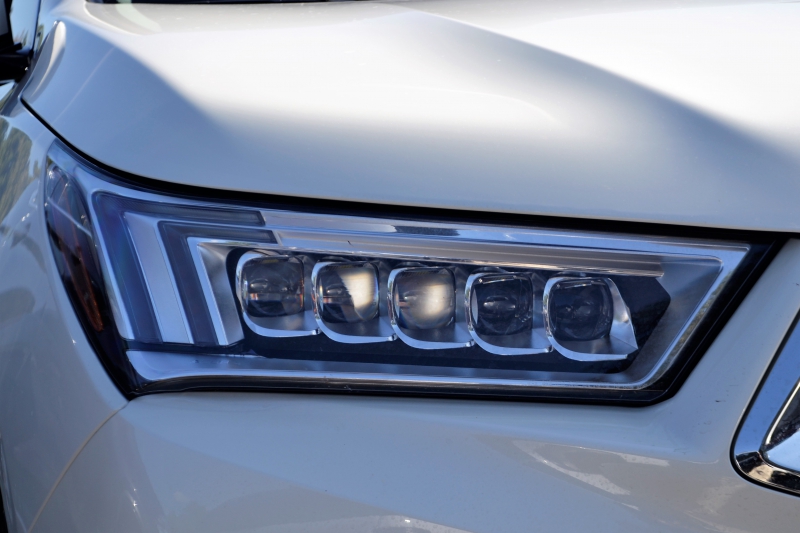 automobile-LA LONDE LES MAURES-min_acura-headlamp-2834131